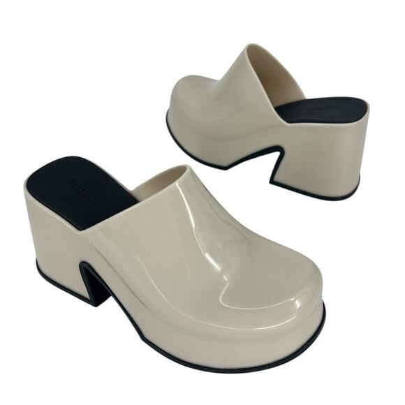 Melissa Mia White Platform Clog - Picture 3 of 15